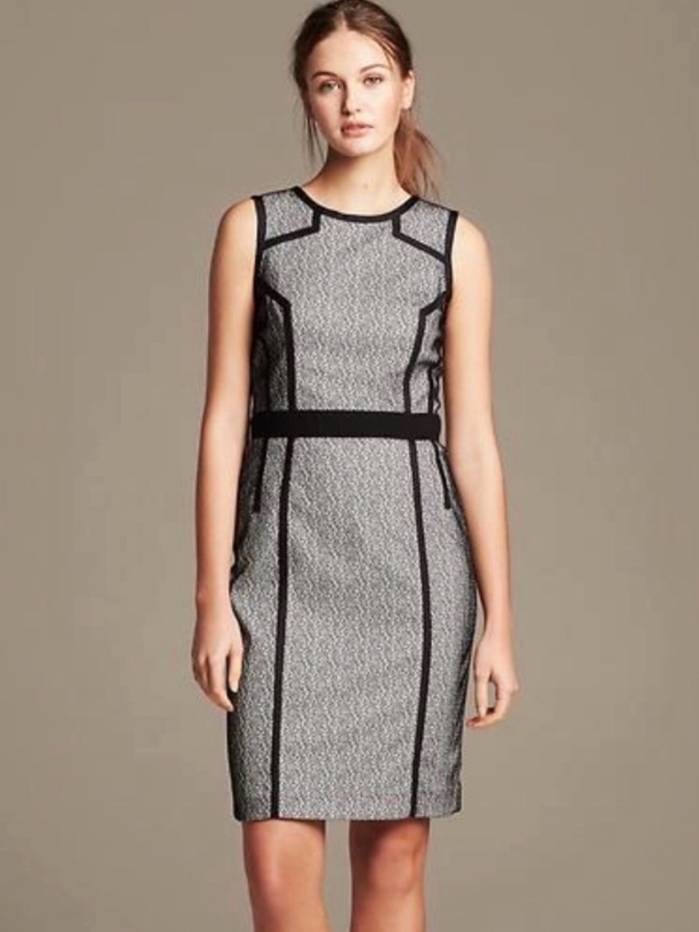 Banana Republic Sleeveless Black and Gray Sheath Dress Sz 6